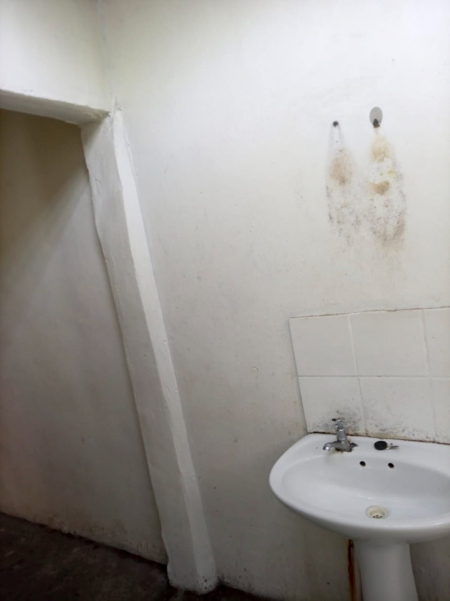 2 Bedroom Property for Sale in Leiden Western Cape